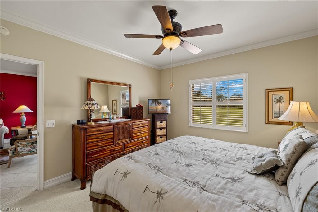 675 Saratoga Cir J104, Naples, FL 34104-16