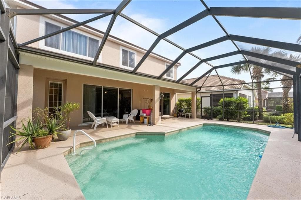 2082 Sagebrush Cir, Naples, FL 34120-19