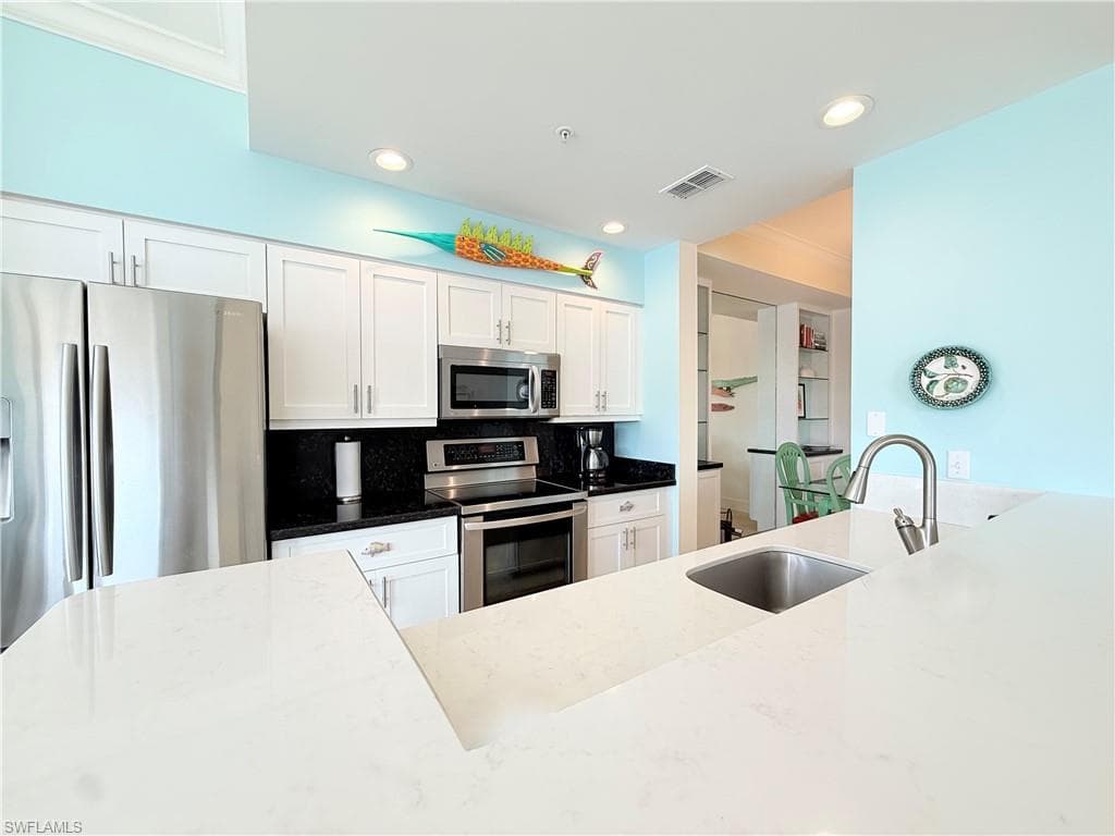 7615 Arbor Lakes Ct 433, Naples, FL 34112-9