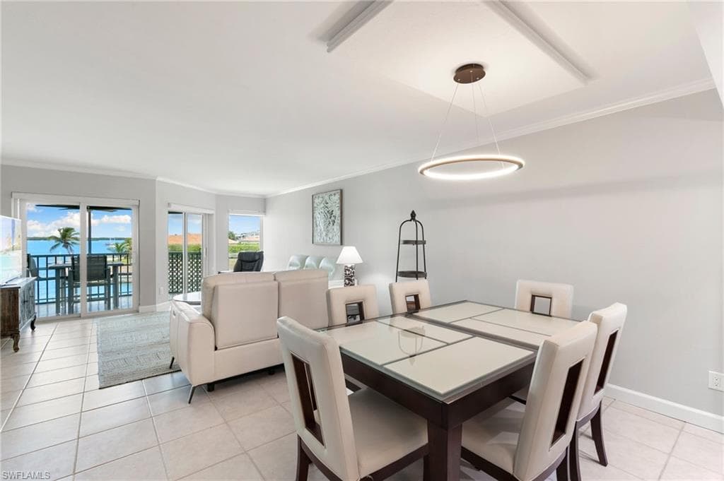 991 Barfield Dr 205, Marco Island, FL 34145-13