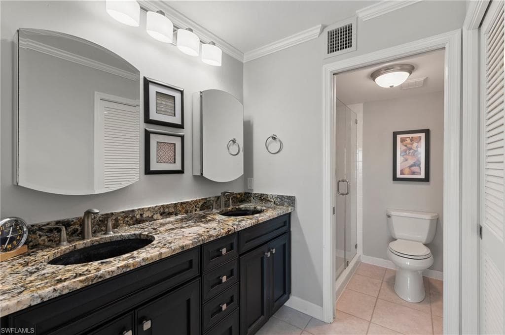 991 Barfield Dr 205, Marco Island, FL 34145-19