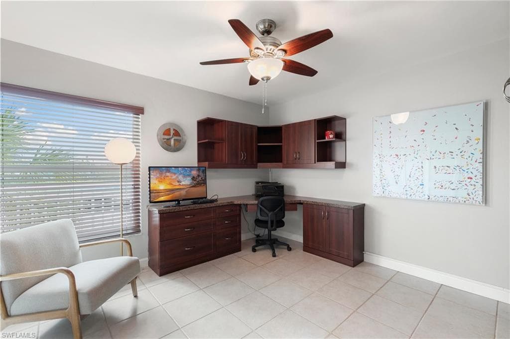 991 Barfield Dr 205, Marco Island, FL 34145-25