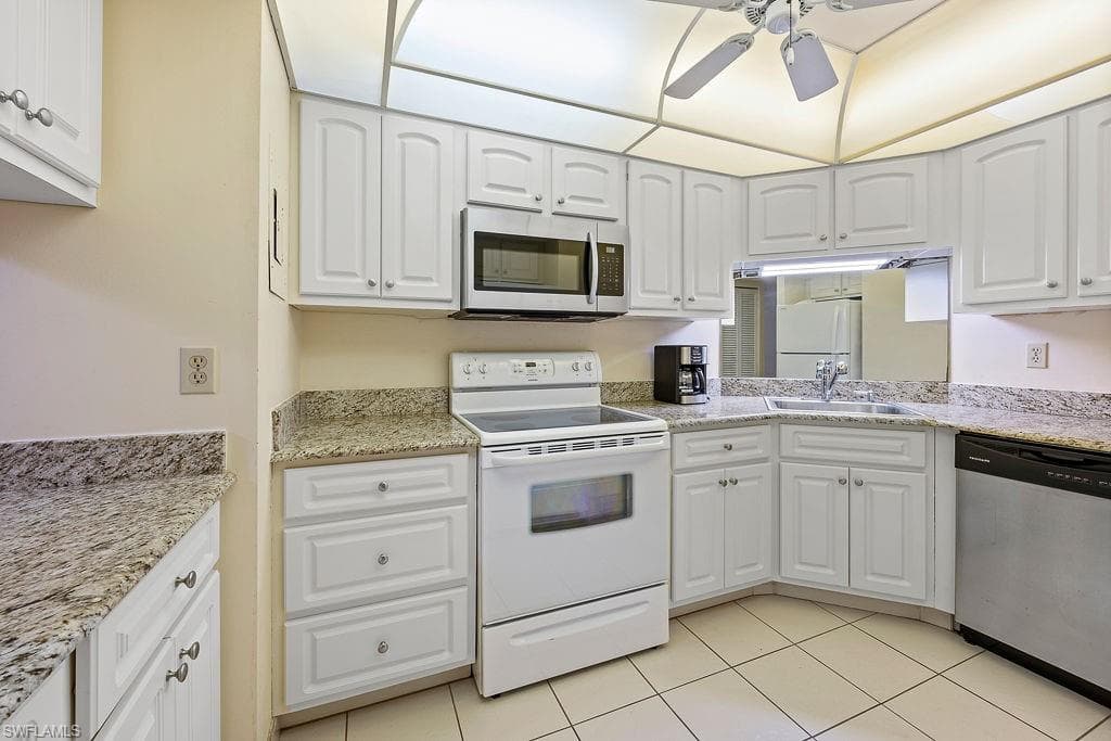 3 Bluebill Ave 303, Naples, FL 34108-12
