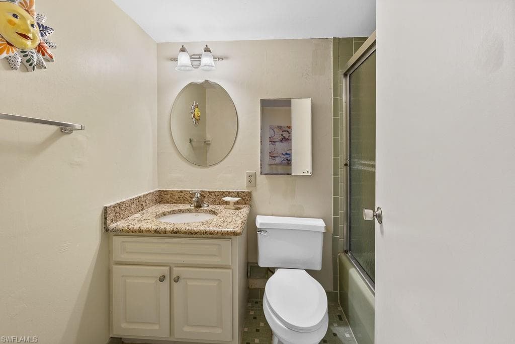 3 Bluebill Ave 303, Naples, FL 34108-18