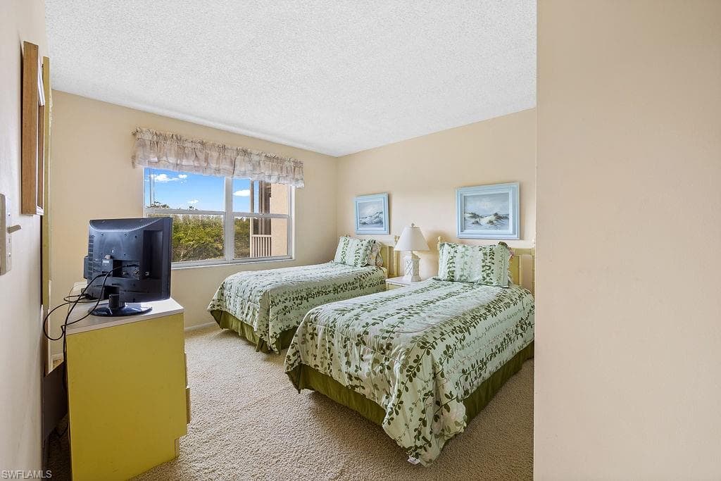 3 Bluebill Ave 303, Naples, FL 34108-19
