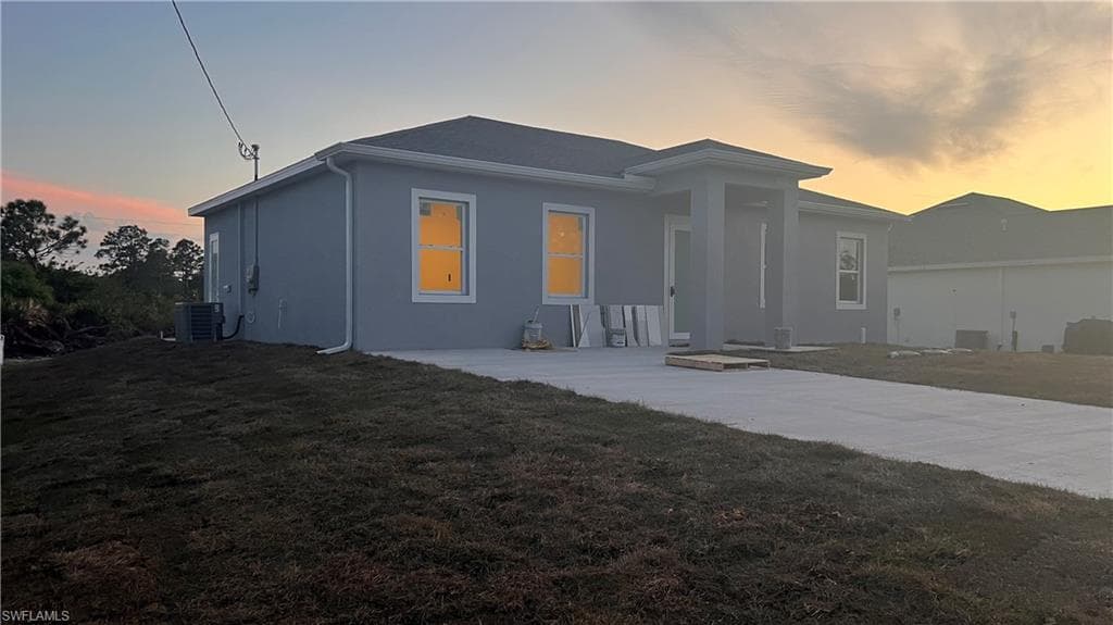 2705 20th St W, Lehigh Acres, FL 33971-10