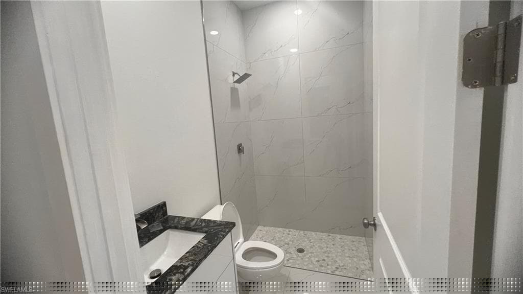 2705 20th St W, Lehigh Acres, FL 33971-20