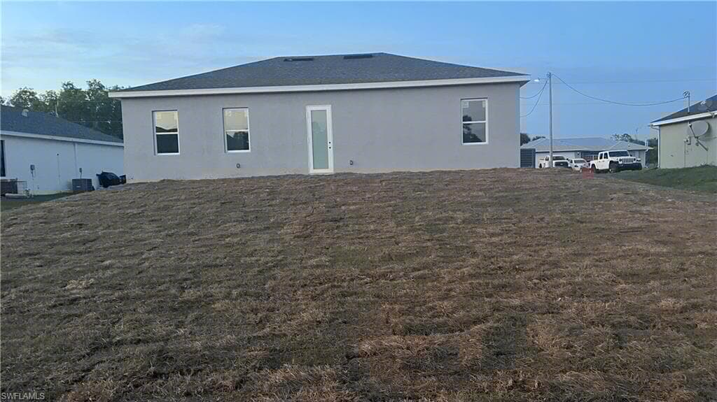 2705 20th St W, Lehigh Acres, FL 33971-6