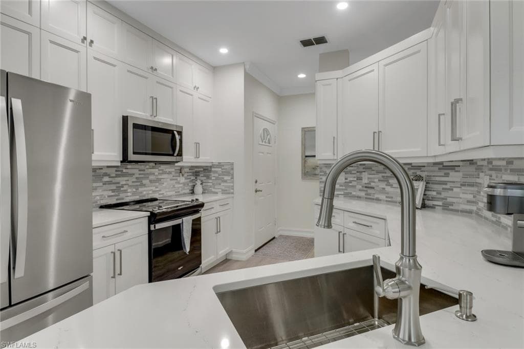 28120 Hiram St 202, Bonita Springs, FL 34135-7