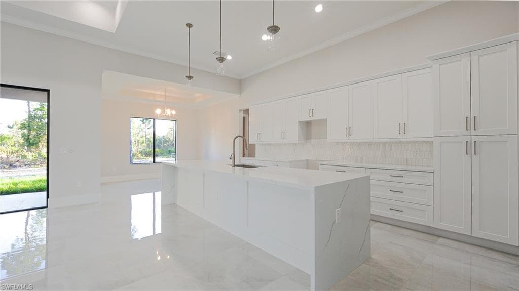2660 56th Ave NE, Naples, FL 34120-12