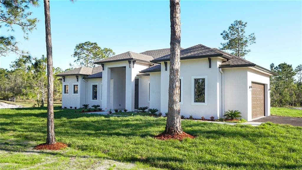 2660 56th Ave NE, Naples, FL 34120-6