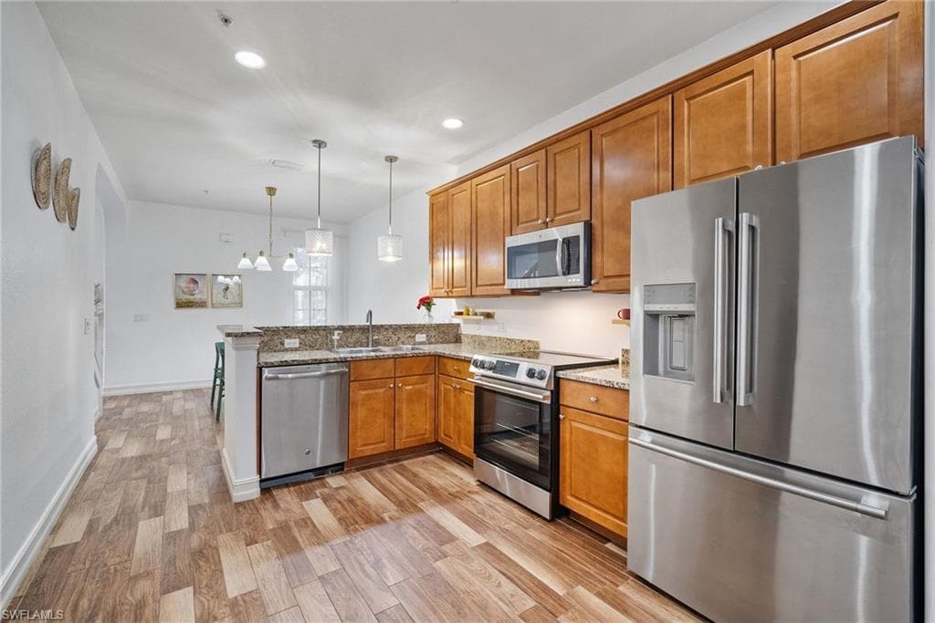 9121 Chula Vista St 12201, Naples, FL 34113-12