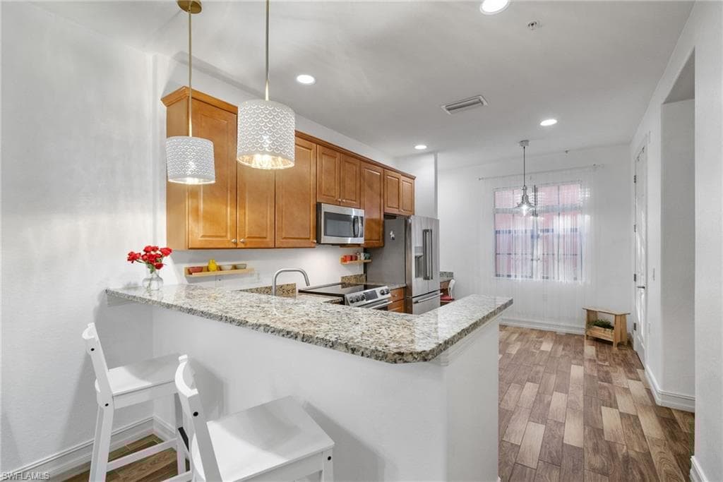 9121 Chula Vista St 12201, Naples, FL 34113-18