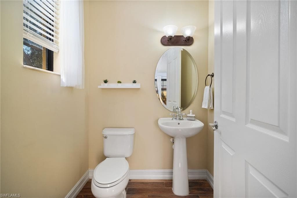 9121 Chula Vista St 12201, Naples, FL 34113-19