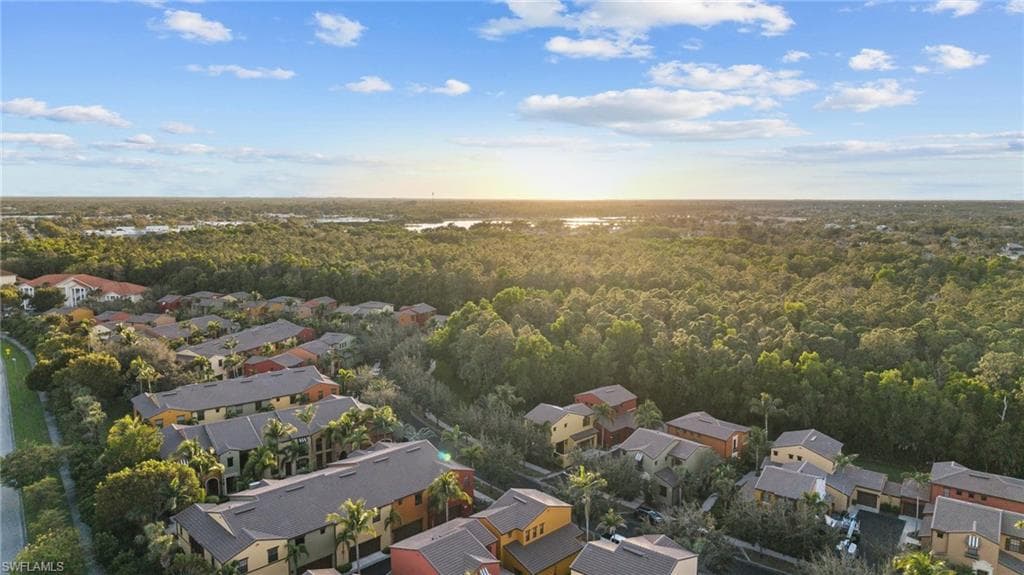 9121 Chula Vista St 12201, Naples, FL 34113-36