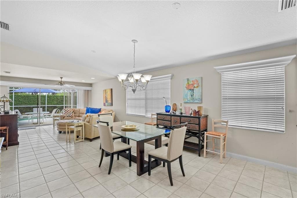 4588 Pasadena Ct, Naples, FL 34109-8