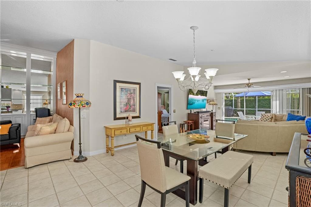 4588 Pasadena Ct, Naples, FL 34109-9