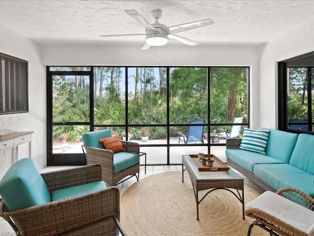 15330 Cedarwood Ln 103, Naples, FL 34110-15
