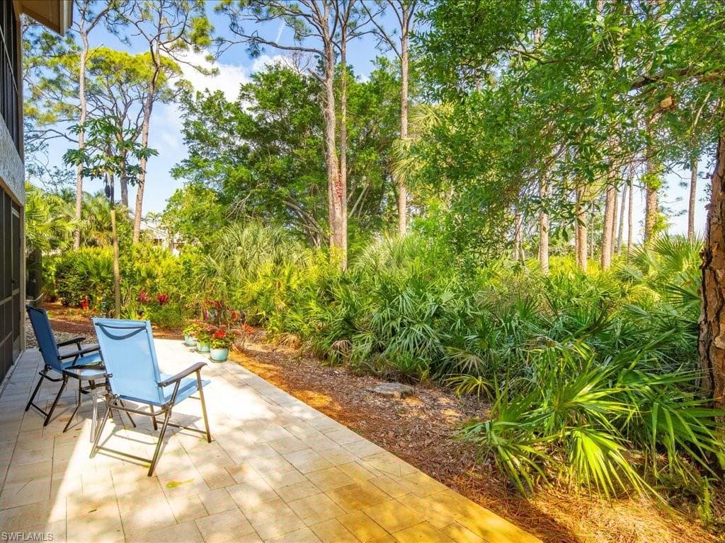 15330 Cedarwood Ln 103, Naples, FL 34110-25