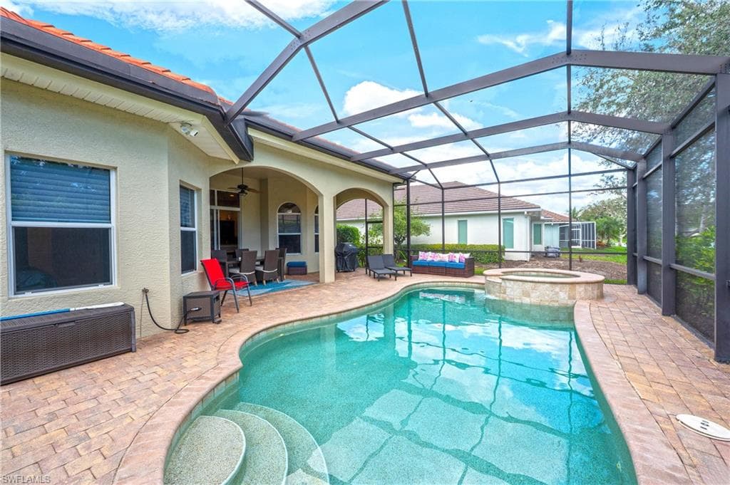 6968 Mauna Loa Ln, Naples, FL 34113-22