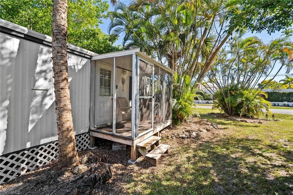 893 Manatee Rd, Naples, FL 34114-17