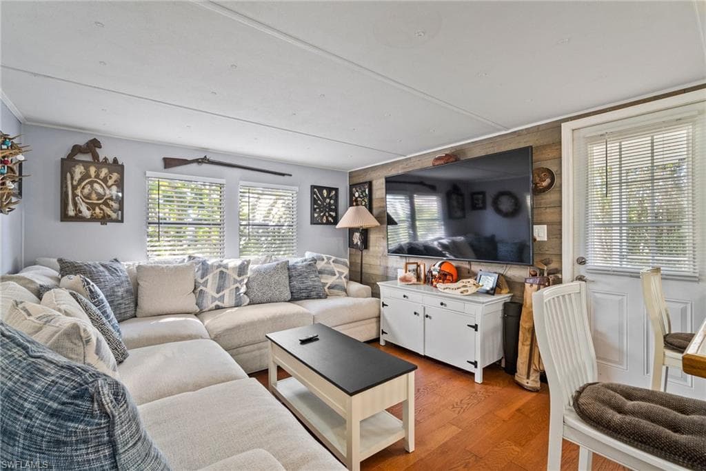 893 Manatee Rd, Naples, FL 34114-6