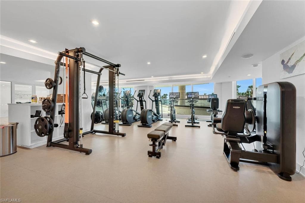 8111 Bay Colony Dr 701, Naples, FL 34108-20