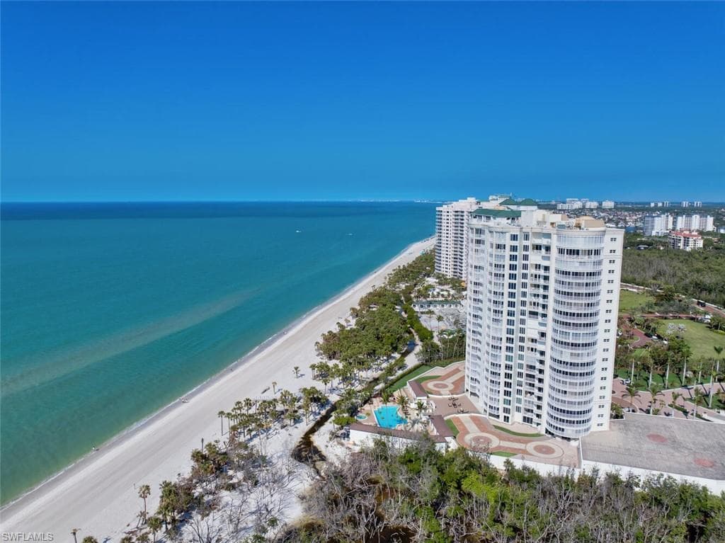 8111 Bay Colony Dr 701, Naples, FL 34108-22