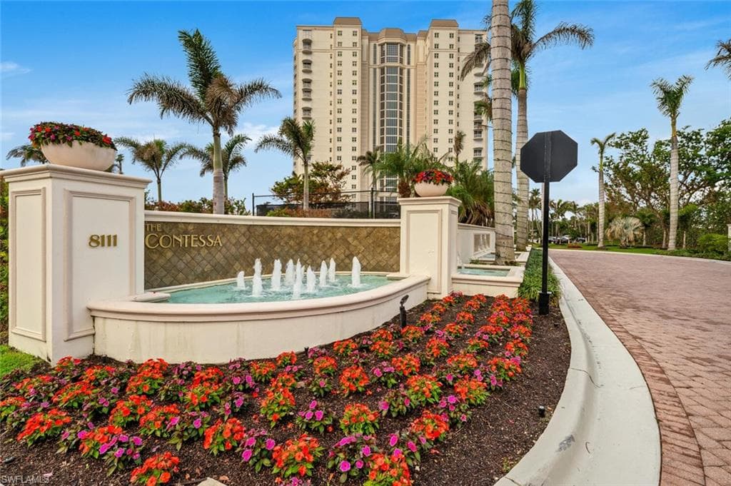 8111 Bay Colony Dr 701, Naples, FL 34108-25