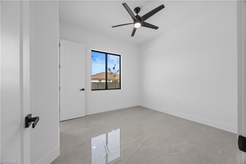 611 25th Ter, Cape Coral, FL 33993-26