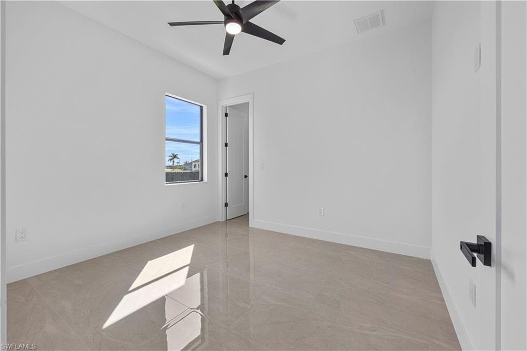 611 25th Ter, Cape Coral, FL 33993-30