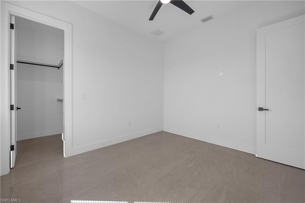 611 25th Ter, Cape Coral, FL 33993-31