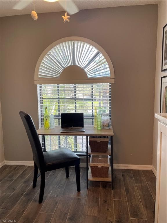 601 Augusta Blvd 10, Naples, FL 34113-9