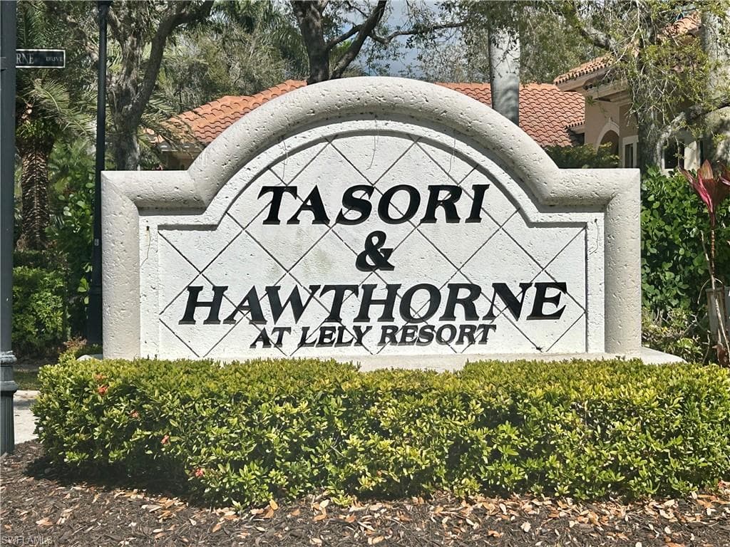 7813 Hawthorne Dr 2403, Naples, FL 34113-7