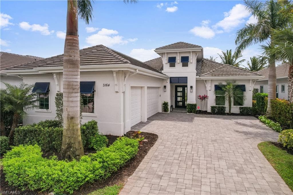 3164 Capistrano Ln, Naples, FL 34114-1