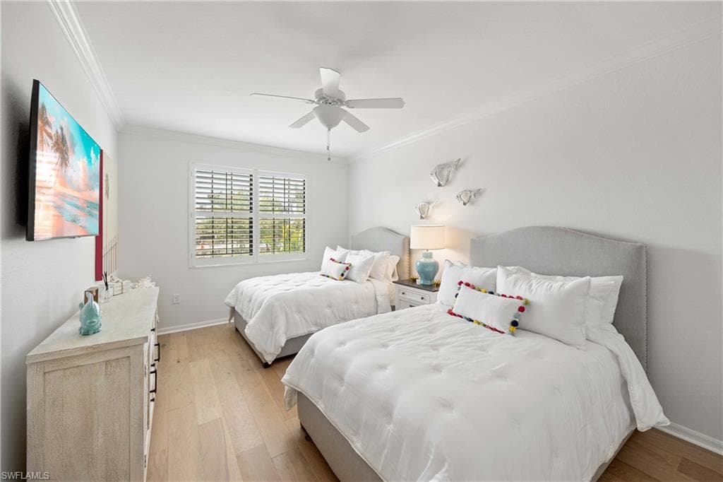 9118 Prima Way 202, Naples, FL 34113-18