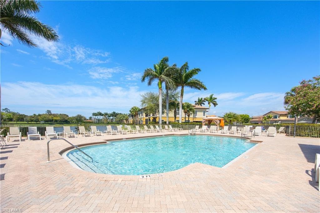 9118 Prima Way 202, Naples, FL 34113-30