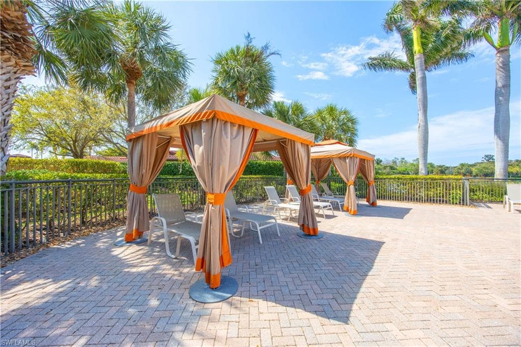 9118 Prima Way 202, Naples, FL 34113-31