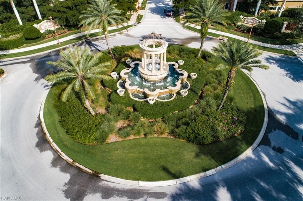 9118 Prima Way 202, Naples, FL 34113-42