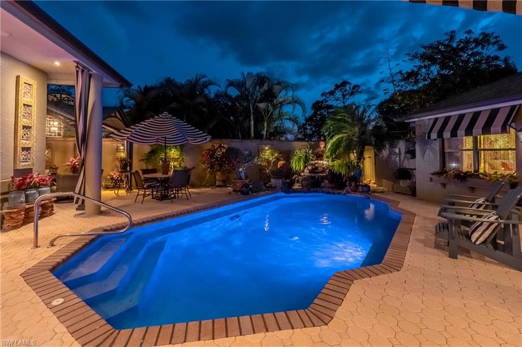 834 Coldstream Ct, Naples, FL 34104-9