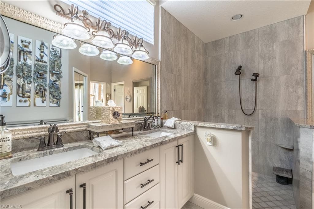 834 Coldstream Ct, Naples, FL 34104-25