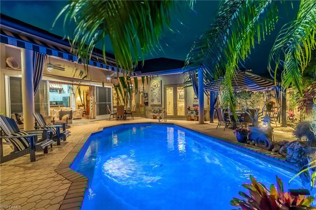 834 Coldstream Ct, Naples, FL 34104-2