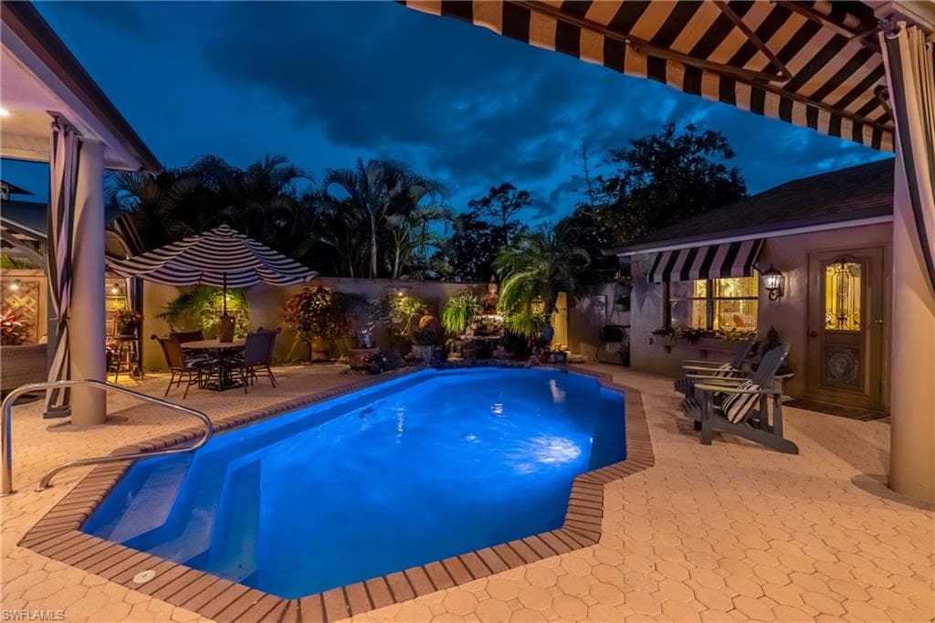 834 Coldstream Ct, Naples, FL 34104-5