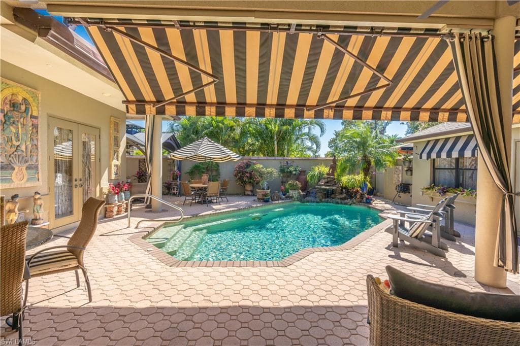 834 Coldstream Ct, Naples, FL 34104-8