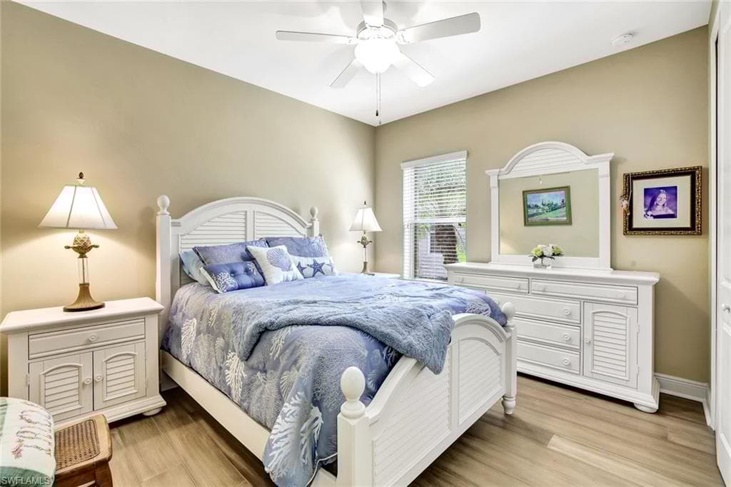 14531 Manchester Dr, Naples, FL 34114-17