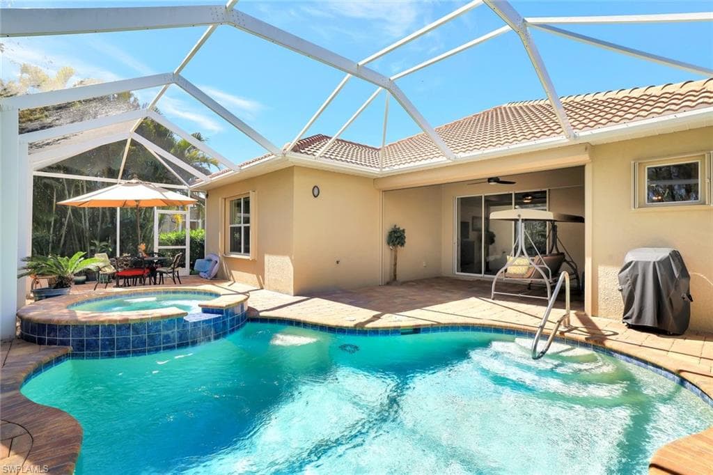 14531 Manchester Dr, Naples, FL 34114-23
