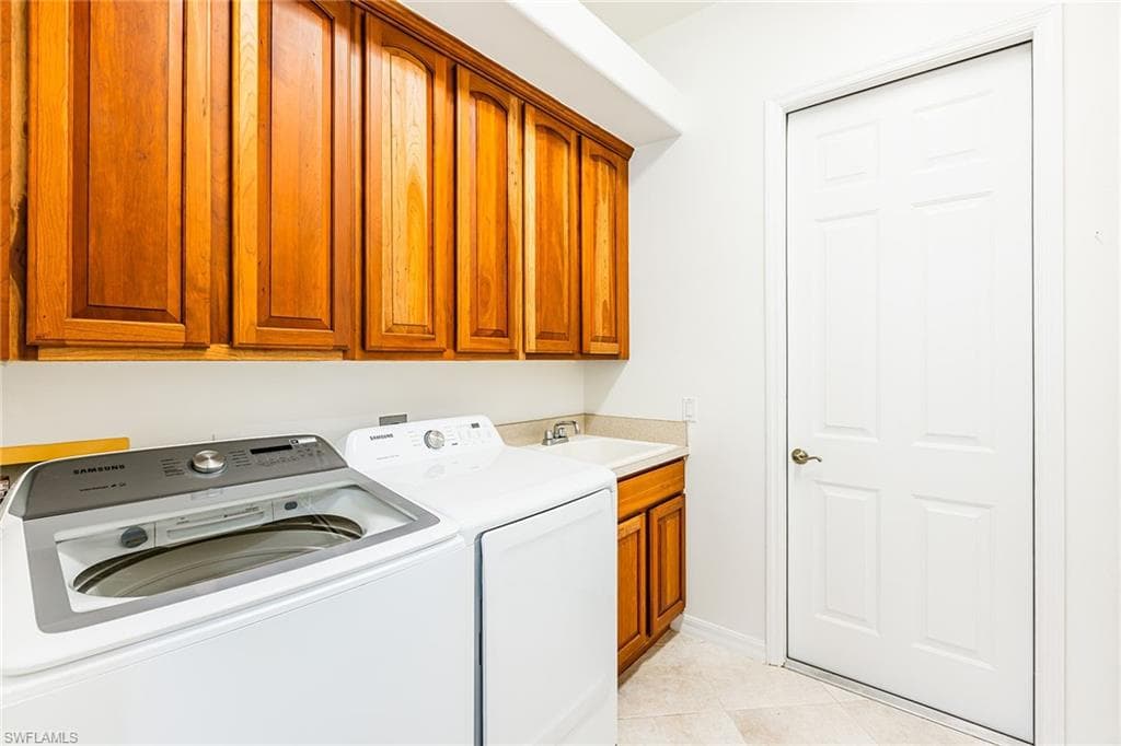 8880 Lely Island Cir, Naples, FL 34113-21