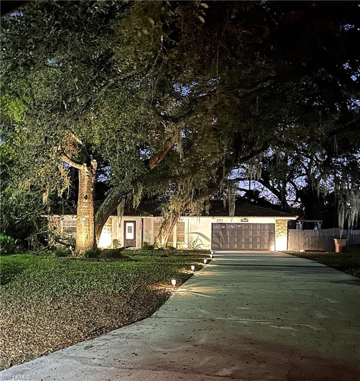 1621 Sunkist, Fort Myers, FL 33905-2
