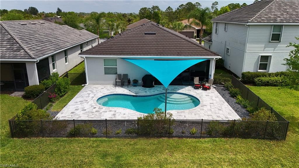 2227 Dancy St, Naples, FL 34120-33