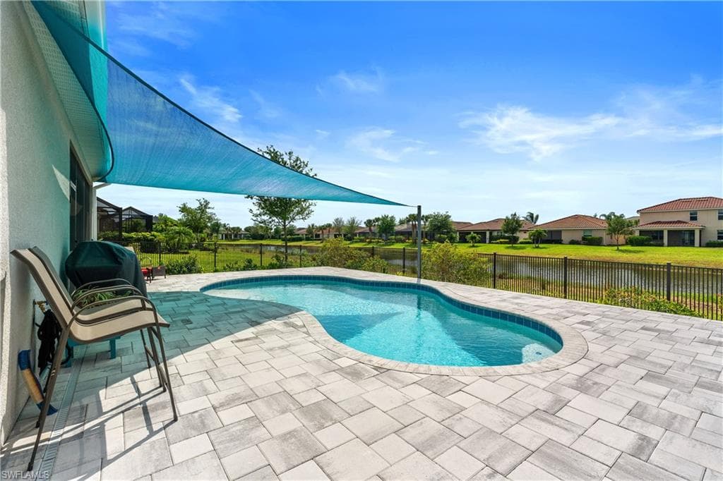 2227 Dancy St, Naples, FL 34120-37